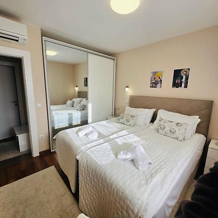 Apartments Luana With Private Jacuzzi Zadar Luaran gambar